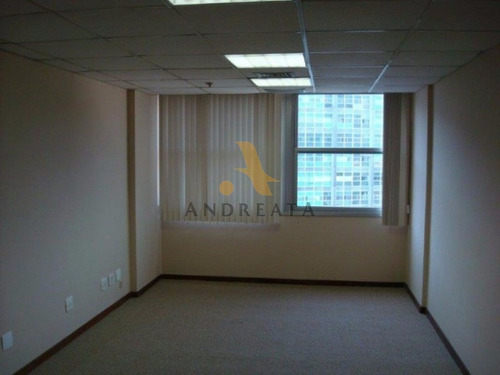 Imagem 4 de 10 de Centro - Av. Nilo Peçanha - Maravilhoso Andar Comercial Com 70m² , Composta De Recepção, , Luminárias , Copa , Persianas, Ar-condicionado Central. - Loc5218m - 31966167