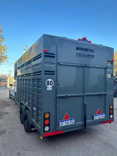 Trailer Semirremolque Caballos C/dormitorio Homologado Lcm