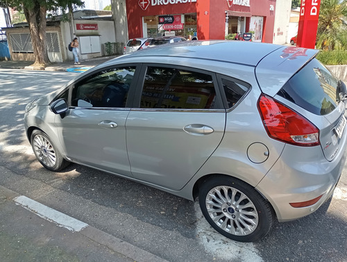Ford Fiesta 1.6 16v Titanium Flex Powershift 5p