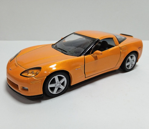 Chevrolet Corvette C6 Z06 2007 * Kinsmart * Escala 1:36