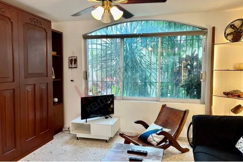 Precio Reducido Casa Con 2 Terrazas En La Azotea Y Un Patio