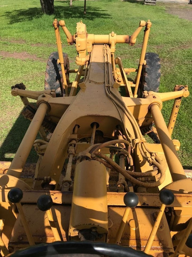 Imagem 7 de 8 de 1980 Caterpillar 120b