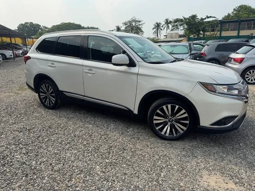 Mitsubishi Outlander 2.4 Es Cvt
