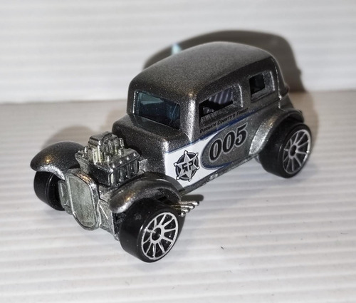 Hot Wheels 32 Ford Vicky 1968 Dirham Country's Finest