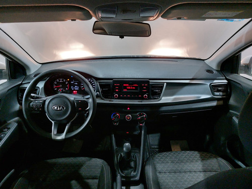 Kia Rio 1.6 L