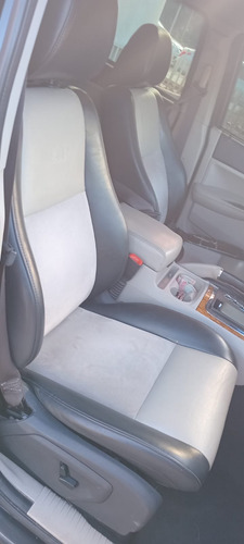 Jeep Grand Cherokee Limited V8 Power Tech 4x2 At