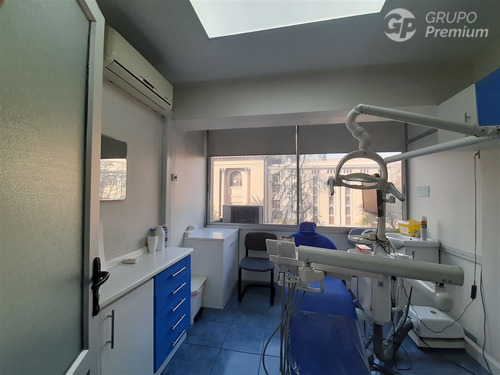 Centro Médico Odontológico Con 7 Privados En Venta Santiago