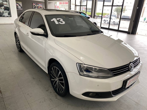 Imagem 3 de 10 de Volkswagen Jetta 2.0 Tsi Highline 211cv Gasolina 4p