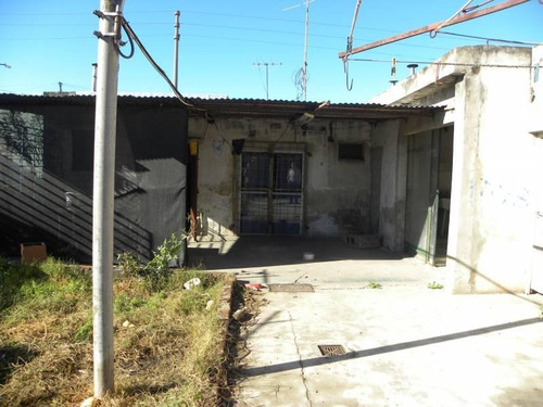 Imagen 10 de 11 de Casa En Venta En G. De Laferrere Con Amplio Terreno