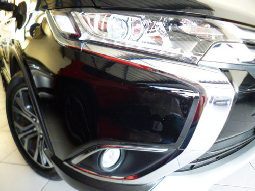 Outlander 2.0 Aut 2016 Preta