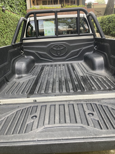 Toyota Hilux 2.8 Tdi Cabina Doble At