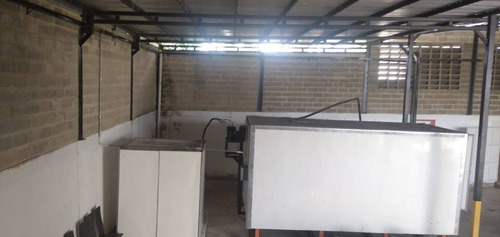Imagen 6 de 13 de Galpón En El Sector Los Tamarindos,* De San Diego.adp 04243404182