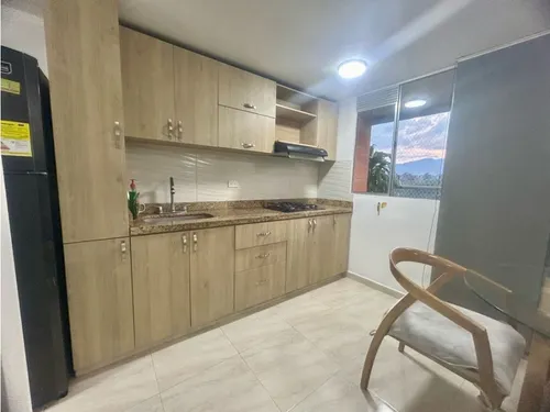 Se Vende Apartamento Para Inversión En Urb Laureles Del Valle Itagüí