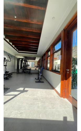 Venta Altos De Curauma Con Patio , 2d+2b Hermoso