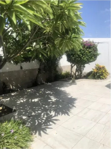 Casa En Venta En Av. Paris. Torreon, M.a.