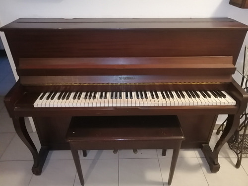 Imagen 1 de 6 de Piano Vertical Schimmel