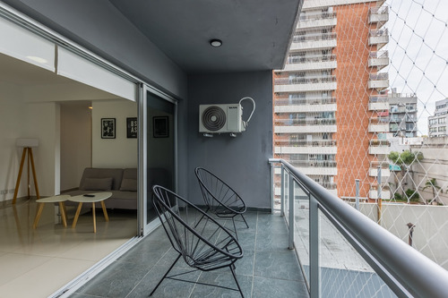 Departamento. Semipiso. 2 Ambientes. Equipado. Balcón. Ideal Airbnb/renta. Palermo Hollywood.