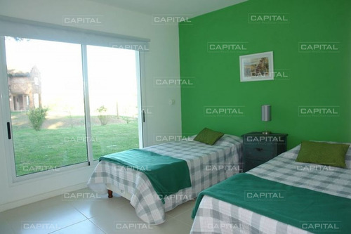 Gran Casa En Montoya 6 Dormitorios- Ref: 25355