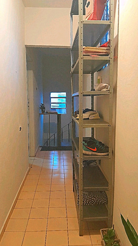 Sobrado Com Casa Nos Fundos E Um Ponto Residencial Do Lado