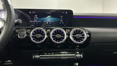 Mercedes-Benz A A 250 2.0 A 250 DCT AMG Line