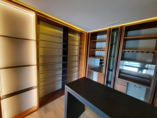 Imagen 8 de 30 de Venta De Un Espectacular Depto / Moderno / Vista Panorámica