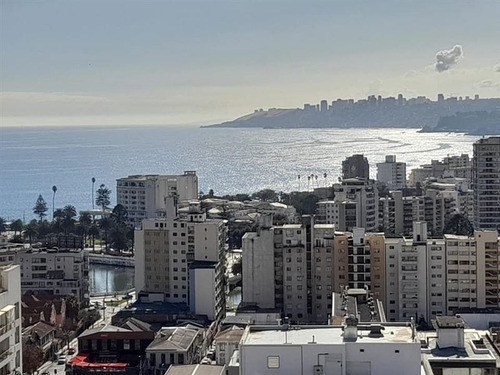 Departamento En Venta De 1 Dorm. En Viña Del Mar