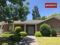 Comprar Casa En Venta En Barrio Privado Septiembre - Maroto Propiedades