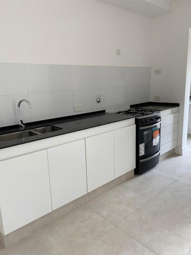 Imagen 4 de 30 de Departamento En Duplex Con Cochera - Complejo Vivo - Tortuguitas