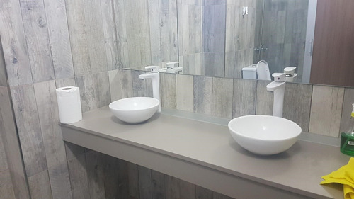 Oficina En Venta Ubicado En Banfield, Lomas De Zamora