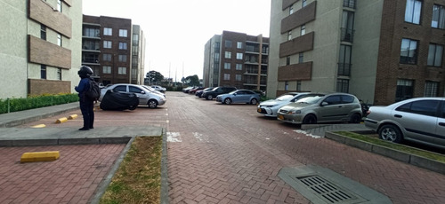 Venta De Hermoso Apartamento En Normandia Del Parque, Funza.