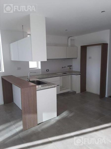 Imagen 5 de 6 de Cochera En Venta - Paraguay 2170 - Barrio Abasto, Rosario