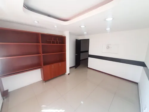 Venta Oficina Centro Edif. Banco Bogotá Plaza Caycedo-8065