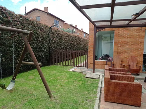Casa En Chia, Vereda La Balsa, 2 Niveles, 4 Habitaciones, 5 Baños, 378 Mtrs Habitables, 460 Mtrs Terreno