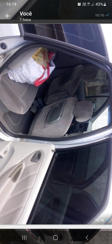 Imagem 5 de 7 de Renault Scenic 2005 1.6 16v Privilège 5p