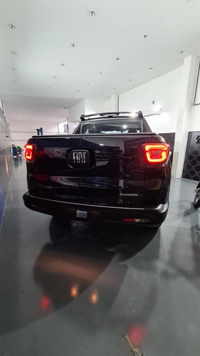 Imagem 11 de 11 de Fiat Toro Toro Volcano 2.0 16v 4x4 Tb Diesel Aut. Diesel Au