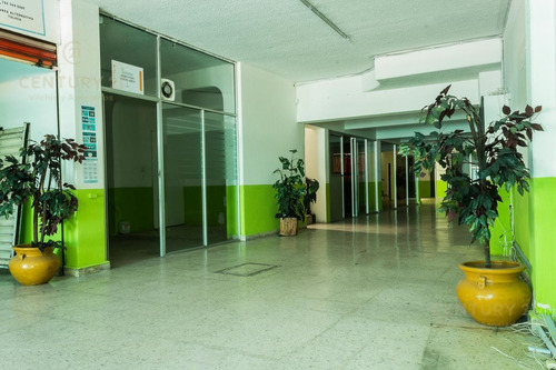 Imagen 3 de 30 de Edificio Comercial - La Merced (alameda)