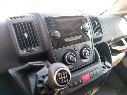 Peugeot Boxer Premium 2.2 435m 130 Hdi
