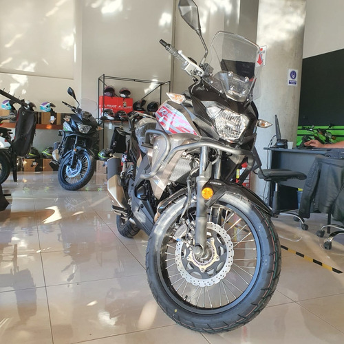 Imagen 1 de 15 de Versys X300 Abs Gris 0km 2022 Kawasaki Rosario Marrocchi
