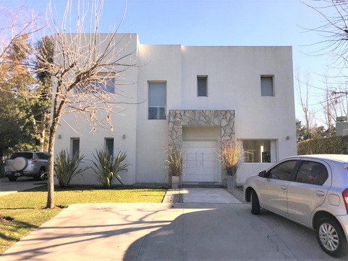 Casa En Venta St Matthews Oportunidad