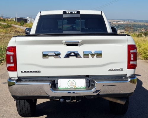 Imagem 4 de 13 de Dodge Ram 2500 Laramie 2021