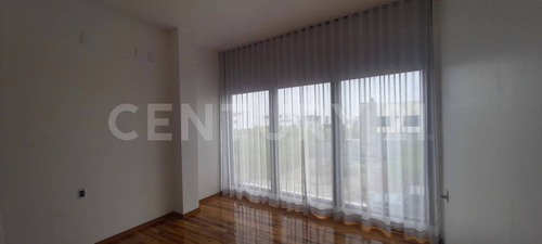 Casa En Venta En La Encomienda