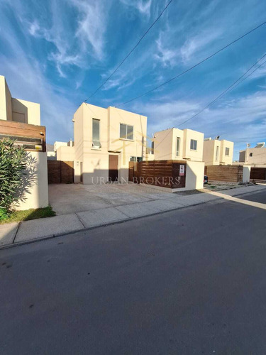 Venta Casa 3d En Condominio, Coquimbo (7938)