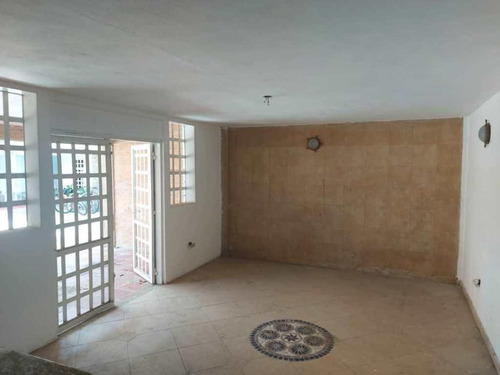 Imagen 4 de 19 de Tonw House En Venta Villas Del Rocio 189m2 Naguanagua La Entrada(ng)