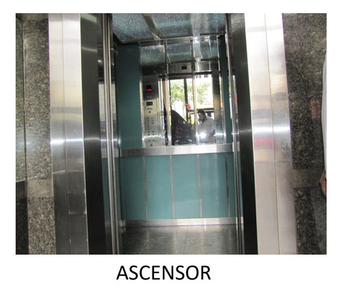 Oficina Acondicionada Como Centro Ambulatorio - Avda. Casanova / Tsc