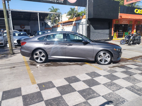 Imagen 4 de 15 de Honda Accord Touring 2019 Gris