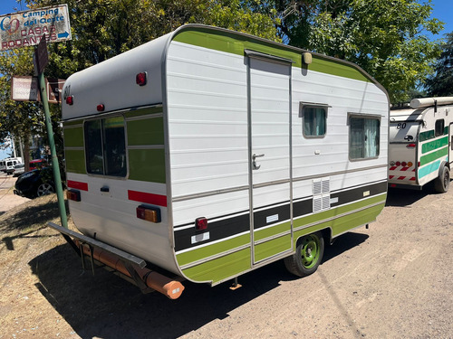 Casa Rodante Akron Usada 350 Para 4 Personas