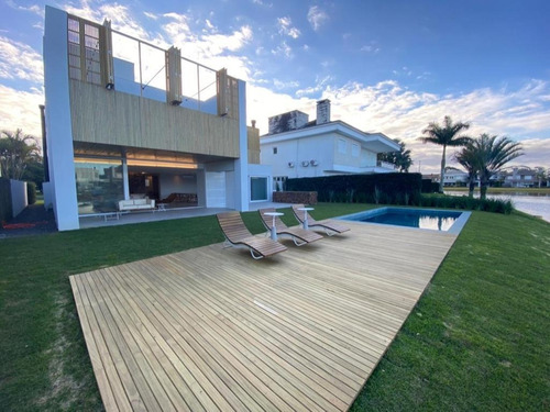 Imagem 20 de 30 de Casa À Venda Em Xangri-lá - Ca01477 - 69890399