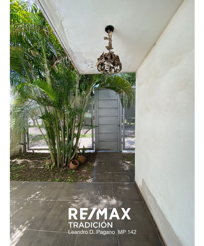 Casa En Venta Ubicación Residencial 7 Ambientes.-