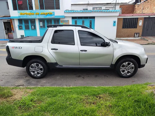 Renault Duster Oroch 1.3 Zen 4X4