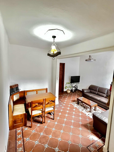 Apartamento 1 Dormitorio En Aguada,  Zona Palacio Legislativo Y Libertador. Cerca De Todos Los Servicios Y Centros De Estudios. 
